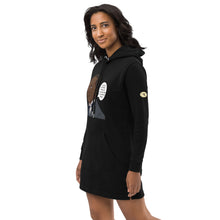 Load image into Gallery viewer, Robe à capuche ALFRED CRALLE